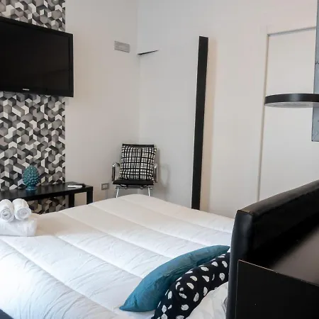 Il Bianco E Il Nero Bed and breakfast 3*