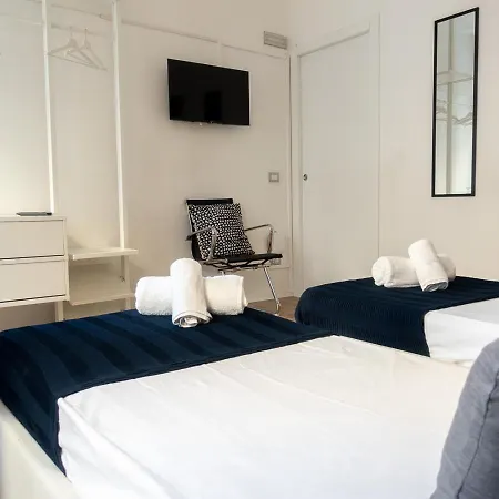 Il Bianco E Il Nero 住宿加早餐酒店 3*